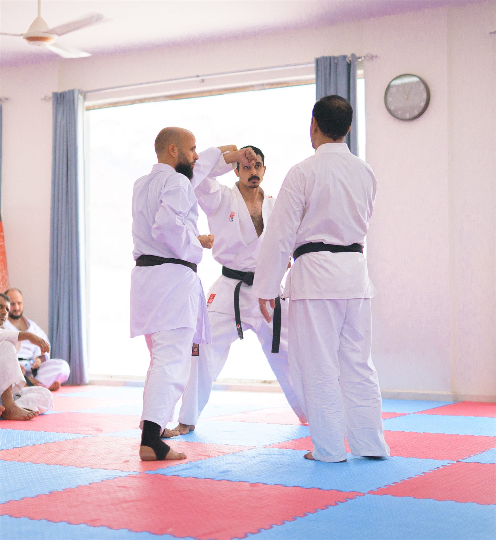 أكاديمية الكاراتيه عمان JKA